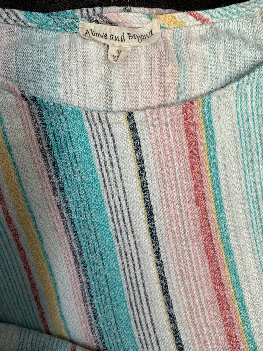 Above and Beyond 3X Striped Multicolor Top women’s shirt Peekaboo Sleeves